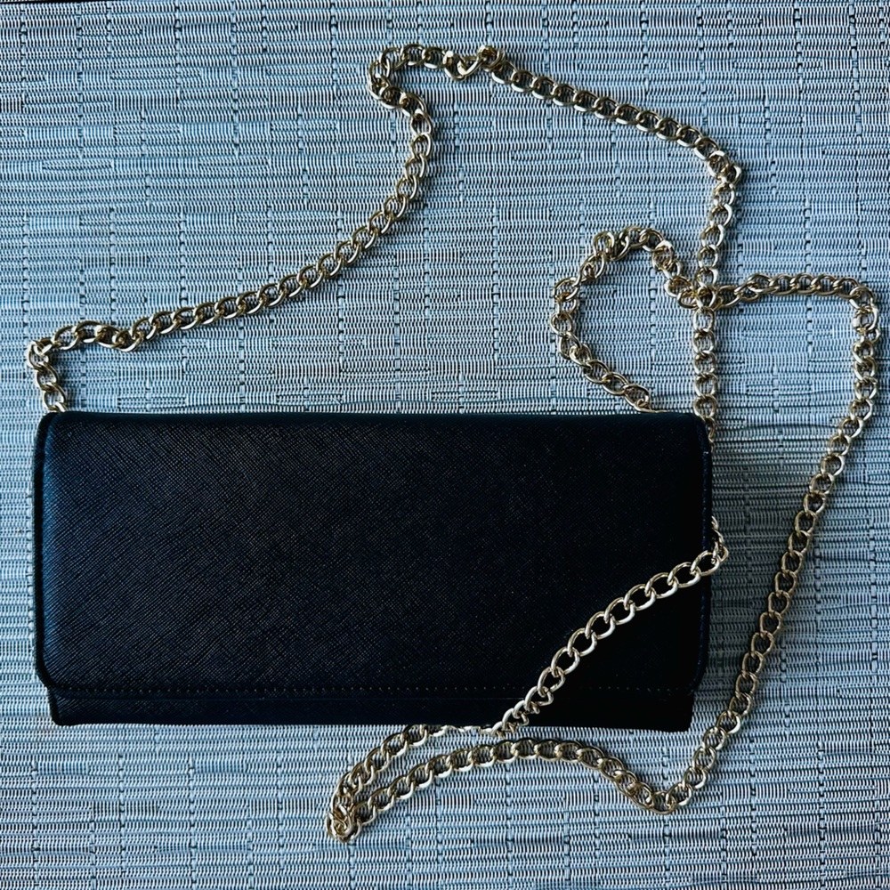 Black Slim Bifold Accordion Wallet with Gold chain